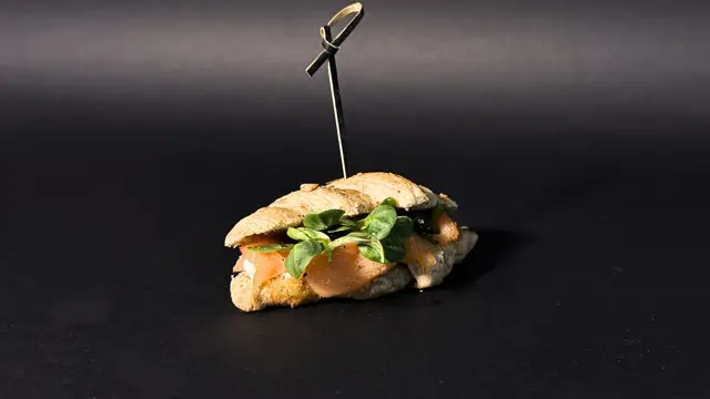 Salmone · philadelphia · valeriana · pepe